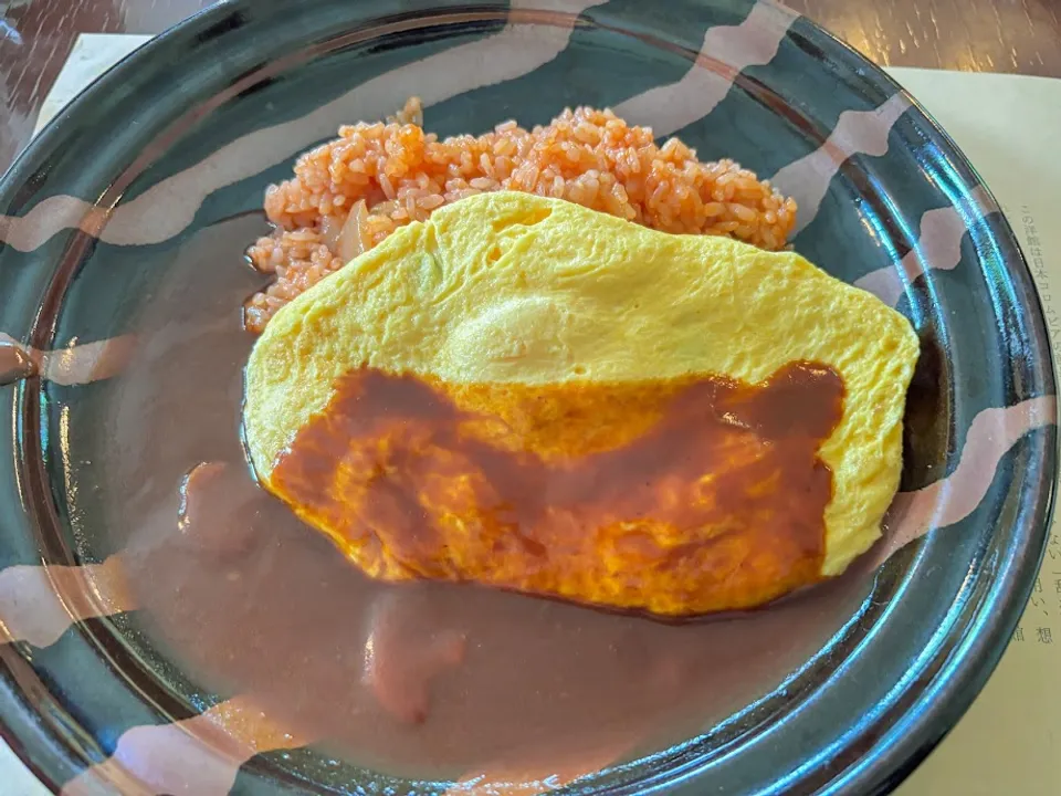 日光・明治の館で味わう老舗洋食店の魅力——偶然の幸運で入れた予約困難な名店体験