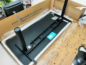 シャルル・ド・ゴール空港からパリ市内に行く方法：電車（RER）が一番簡単そう（治安は留意）